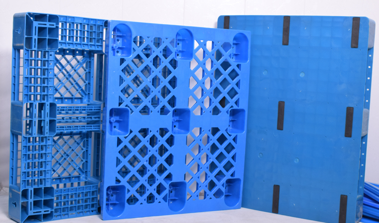 塑料托盤(pán)多少錢(qián)？怎么挑選“經(jīng)濟(jì)適用型”托盤(pán)？