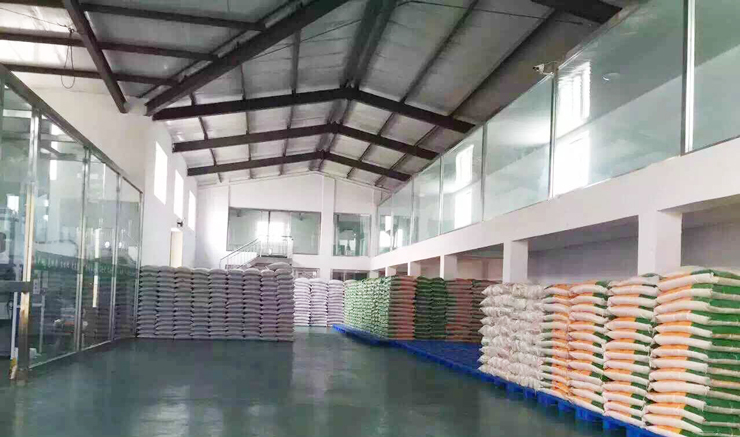 農(nóng)業(yè)化肥吹塑托盤(pán)應(yīng)用案例